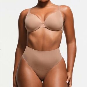 Skims Intimates Full Coverage Lined Bra NWT